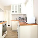 2 Bedroom House Pyrmont E-Bikes Included