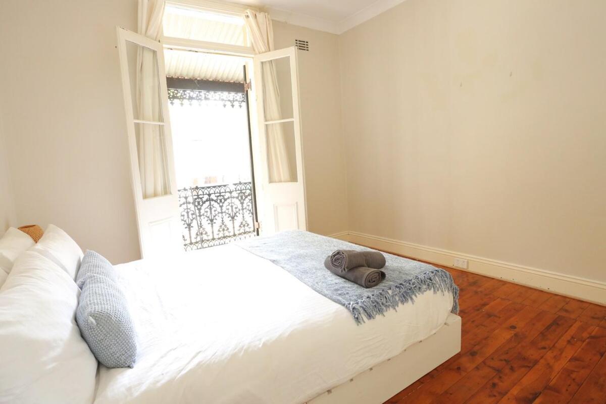 2 Bedroom House Pyrmont E-bikes Included